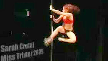 Sexo Caseiro com Vadias Talentosas - Miss Stripper 2009