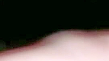 Orgasmo Squirting Caseiro com Megan e Gozada Enorme