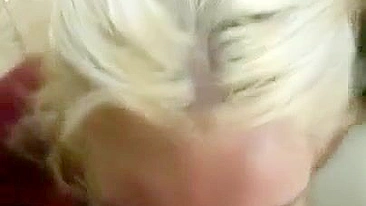 Boquetes Caseiros com Loiras Putas - Gozadas no Rosto e na Boca