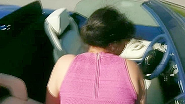 Sexo no Carro Caseiro com Morena Gostosa de Peitos Grandes
