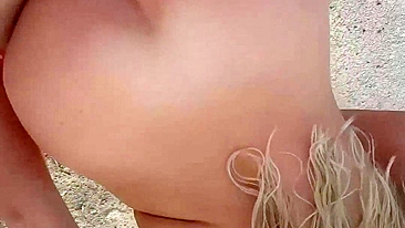 Sexo ao Ar Livre Caseiro com Namoradas Amadoras de Bunda Quente