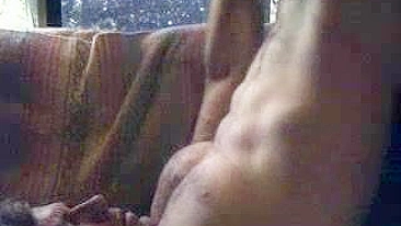 Sexo Gay Caseiro com Gozadas e Engolindo Porra na Cara