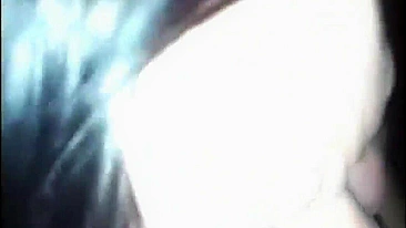 Sexo Caseiro com MILF Fistando e Dando o Cu