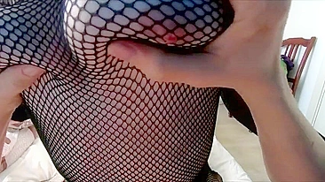 Ruiva Squirting Amadora Caseira Comendo Buceta