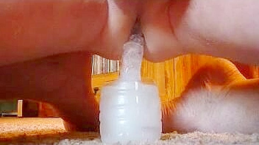 Masturbação Gay Caseira com Consolo no Cu e Gozada