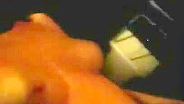 Safadeza ao Ar Livre - Casal Exibicionista Fodendo Caseiro