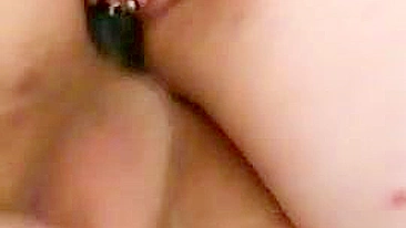 Natal Caseiro Bissexual com Duplo Dildo e Carícias Anais Amadoras