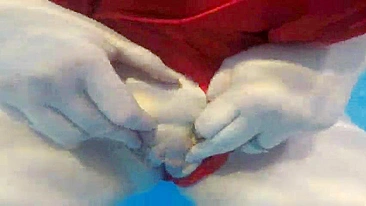 Brincadeiras com Água Caseiras com Esposa MILF Safada na Academia Pública