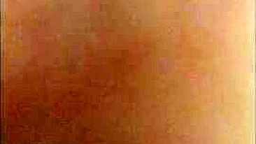 Milf Dominadora Dá Anal Amador com Plug no Cu em Sexo Caseiro