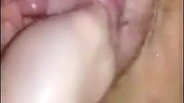 Orgasmo de Fisting Caseiro com Gordinha se Masturbando BBW Amadora