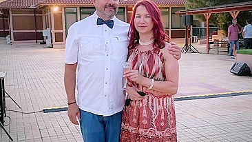 Casal Grego Fodendo em Casa com Boquete, Anal e Corninho