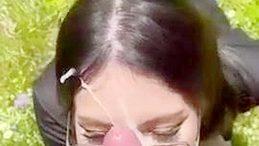 Gozações Caseiras no Rosto com Óculos e Jatos de Porra