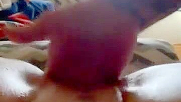 Esguichadora de Jersey em Orgasmo Amador Caseiro