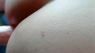 Colocando a Cinta - Vídeo Pornô Caseiro Parte 1