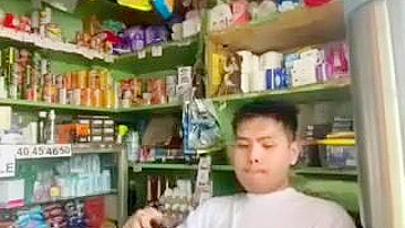 Boquete Caseiro em Escritório Público com Amadora Asiática