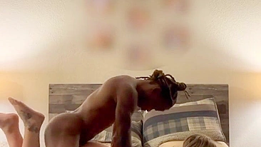 Sexo Cuckold Caseiro com BBC e Esposa Compartilhada