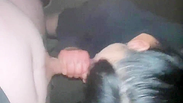 Casal Amador Fodendo de Quatro em Público