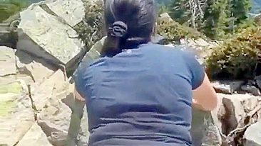 Sexo Público ao Ar Livre Caseiro com Casal Rabuda Amador