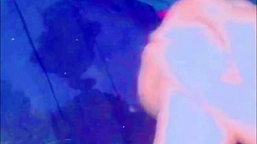 Esguicho caseiro com masturbação em buceta apertada amadora