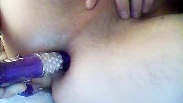 Anal Bissexual Amador Caseiro com Dildo de Vidro e Masturbação