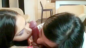 MILFs Amadoras em Boquete a Três Caseiro com Línguas #Esposa, #Ménage