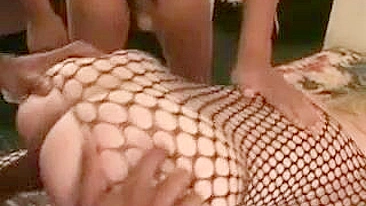 Mãe MILF em Suruba Selvagem de Sábado com Amigos Pretos