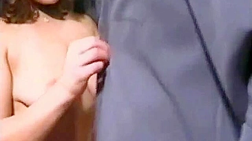 Gangbang Interracial com Paus Grandes e Orgasmos de MILF