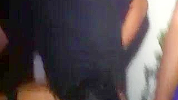 MILF Francesa Chupando Gostoso em Pornô Amador Caseiro