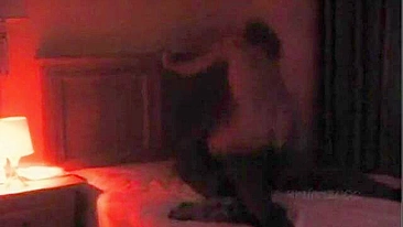 Gangbang Interracial em Ménage com Paus Grandes e Esposa Corno