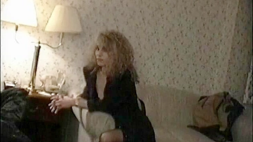 Esposa Primeira Dupla Penetração Anal em Gangbang Caseiro com Novinho