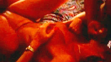 Gangbang de MILF Swinger em Palm Springs Trio