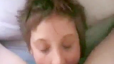 Trio Swinger Amador com Lésbicas Bissexuais e Gozadas no Rosto