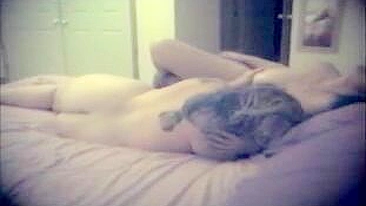 Ménage Lésbico Caseiro Amador #Esposa #Trio