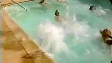 Noites Selvagens na Colônia de Nudismo Liberal