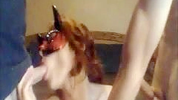 MILF Ruiva Swingueira Mama em Ménage Amador