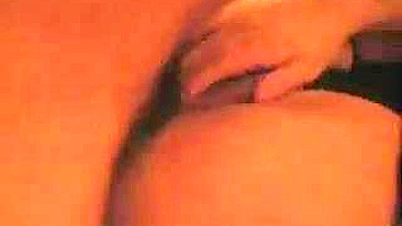 Gangbang Caseiro com MILF Morena, Esposa e Amigo em Orgasmo Anal