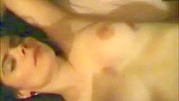 Morena Amadora Fodida por Paus Pretos Grandes em Suruba Interracial