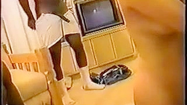 Esposa Corno Interracial Engole Duas Gozadas de BBC no Ménage