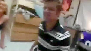 Loucura de Gozada na Faculdade - Trio Lésbico com Faciais e Sexo em Grupo