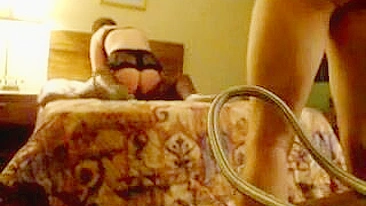 Gangbang Interracial de Swing com MILF Casada de Meia-Calça