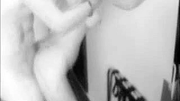 MILF Amadora em Suruba Preta e Branca com Gangbang