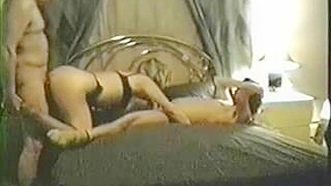 MILF Amadora em Ménage com Marido Corno e Amigo