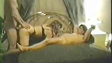 MILF Amadora em Ménage com Marido Corno e Amigo