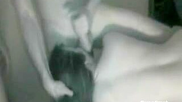 MILF Casada em Orgia Gangbang Bruta com Marido Corninho