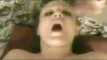 Vadia Adora Gozada Facial em Compilação de Gangbang Caseiro