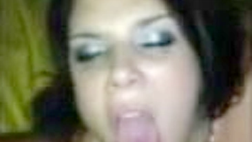 BBW Swingueira Amadora em Ménage com Gozada Facial e Suruba