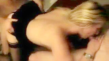 MILF Rabuda Compartilhada em Ménage Caseiro Amador