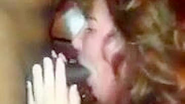 MILF Interracial em Suruba Anal com Negão e Swingueiros