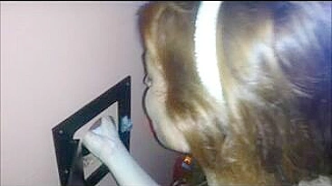 Amadores Swingando: Boquete no Gloryhole, Gozada e de Quatro