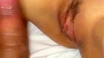 Trio Amador Asiática Apertadinha em Foda em Grupo Caseira com Petite